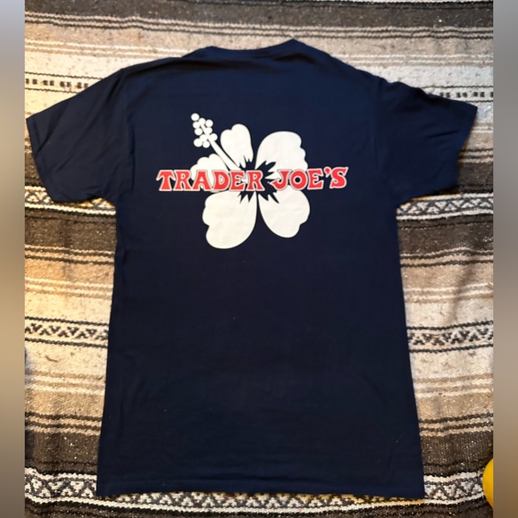 TRADER JOSE’S TEE - Picture 2 of 2